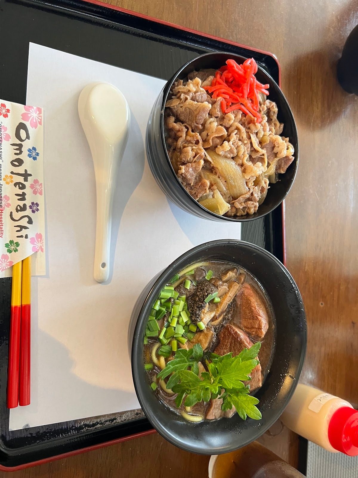 ソーキそばと丼のお昼ごはん